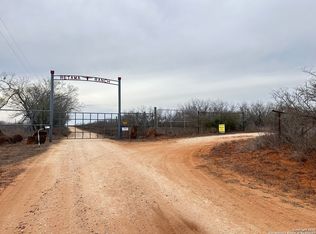 002 County Road 354, Charlotte, TX 78011