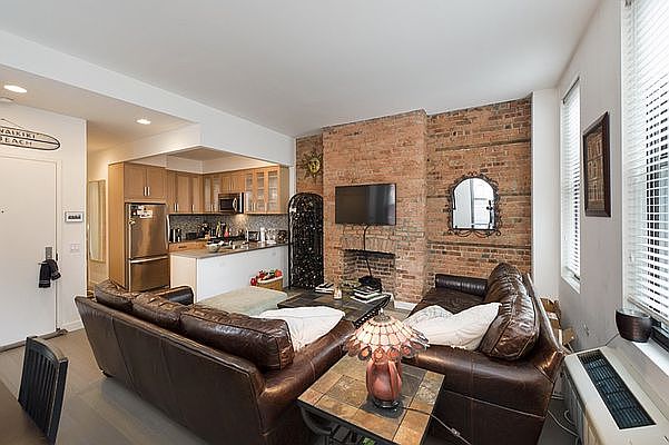 1st image of 264 W 15th St #C