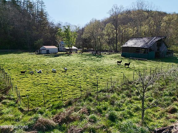 45th image of 5640 Brimstone Rd