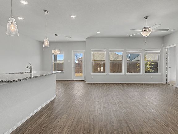 5th image of 8940 Lantana Meadow Dr