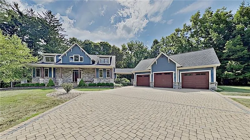 453 Bellaire Rd photo 1