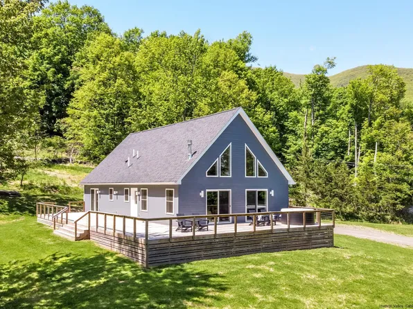 17 Freeman Avery Road, Olivebridge, NY 12461