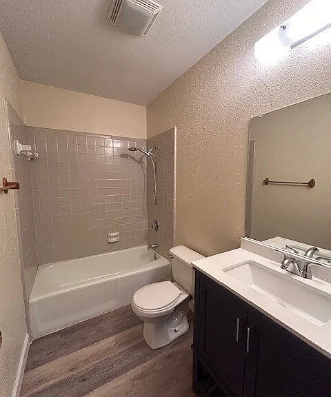 1522 Woodberry Dr — Photo 4
