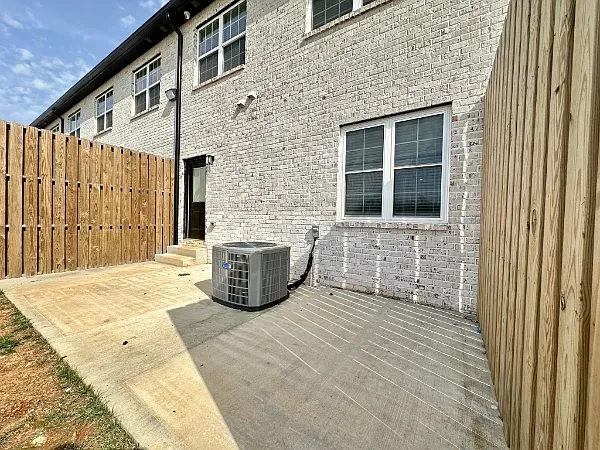 1172 Meadowhill Ln #C — Photo 27