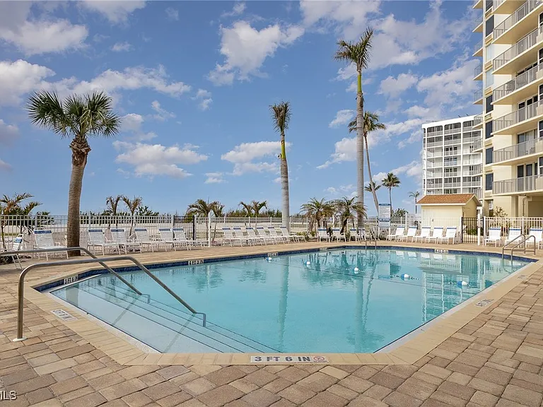 7330 Estero Blvd #906 — Photo 16