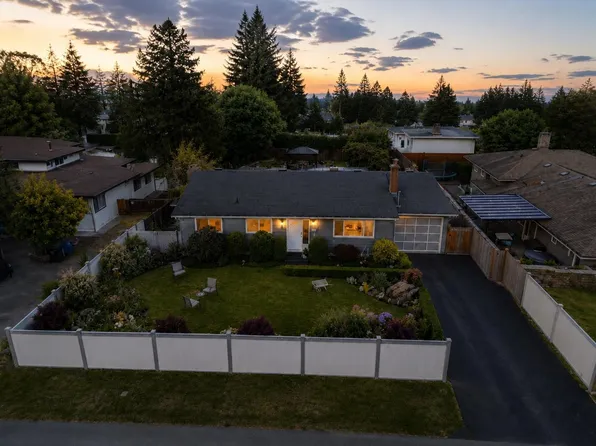 1350 Berkley Rd, North Vancouver, BC V7H 1Y7