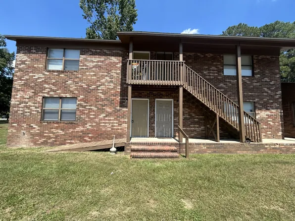 21 University Pl APT D, Statesboro, GA 30458