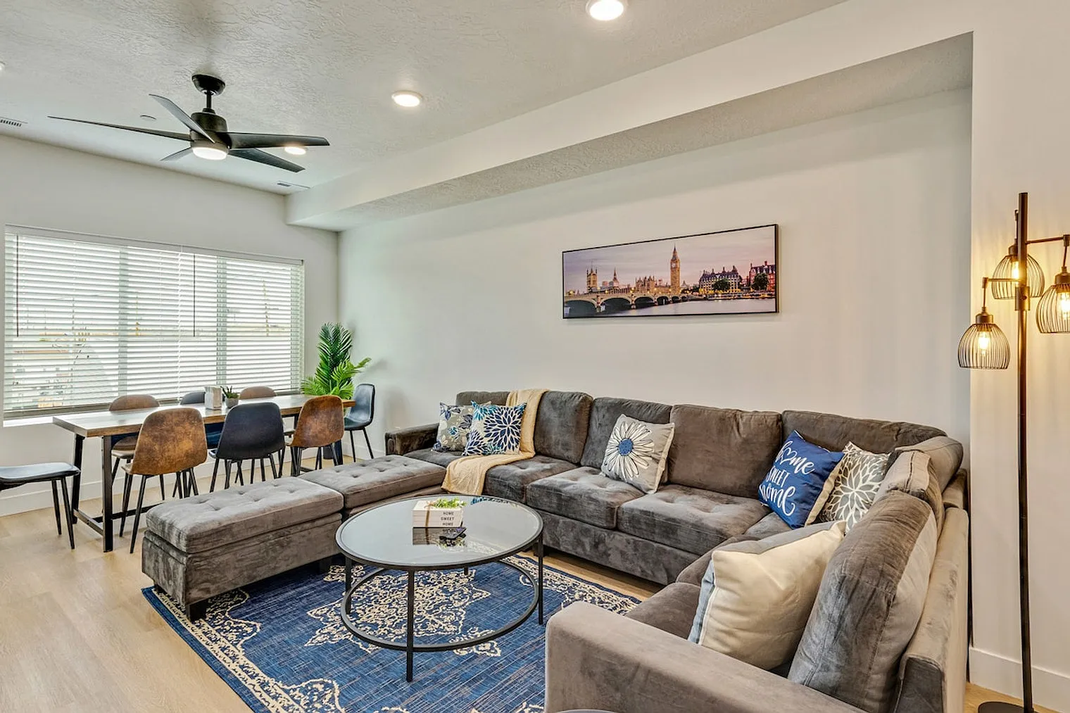 3 bed, 2.0 bath, 990 sqft, $4,465 — Photo 1