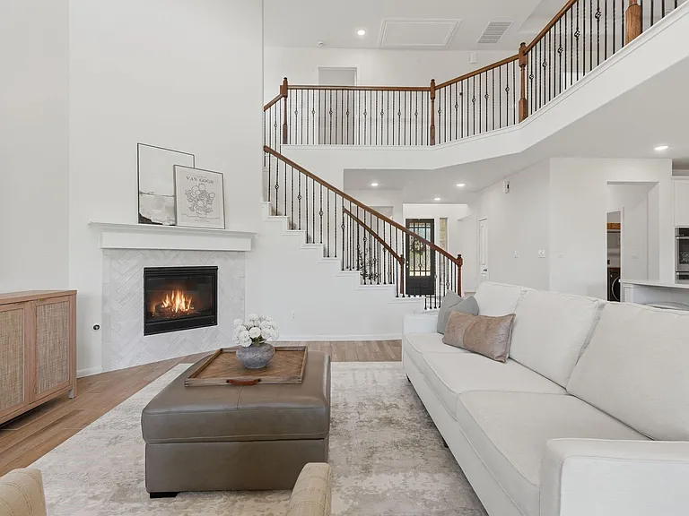 208 Peninsula Point Dr — Photo 15