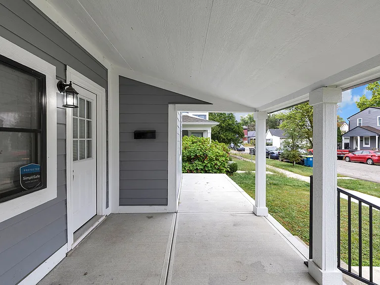 822 Villa Ave #A — Photo 2