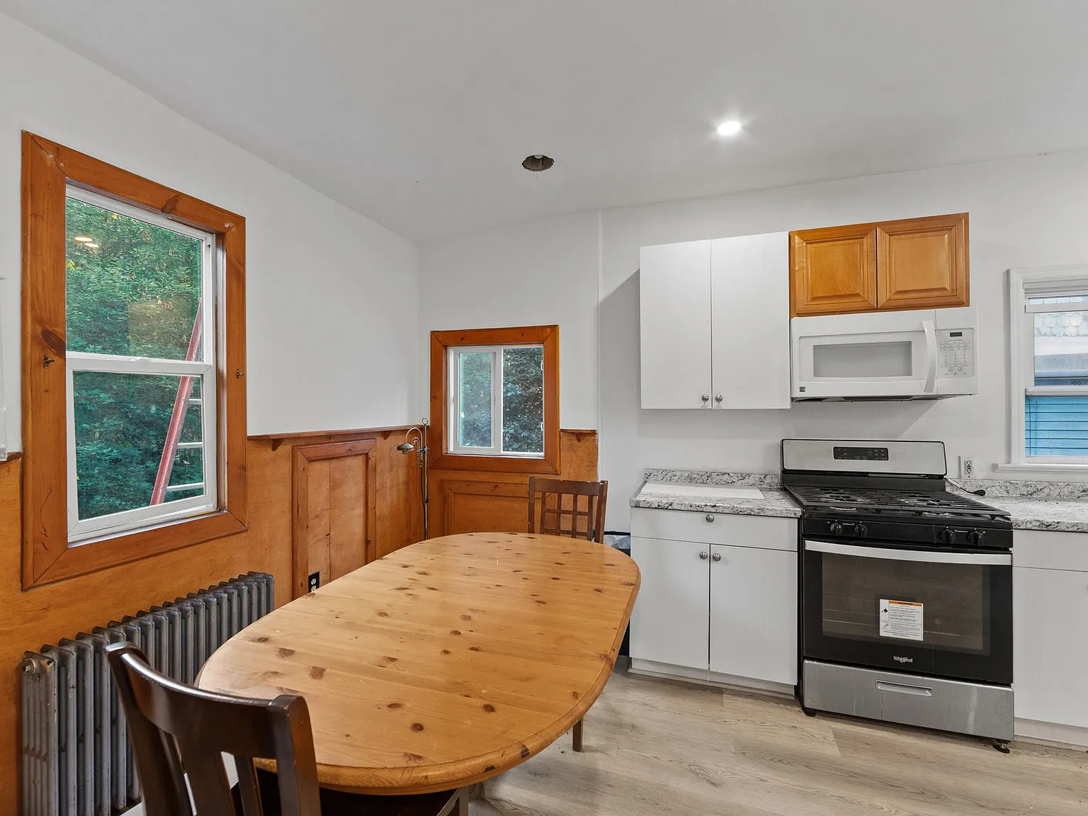 2 bed, 3064 sqft, $2,000 — Photo 4