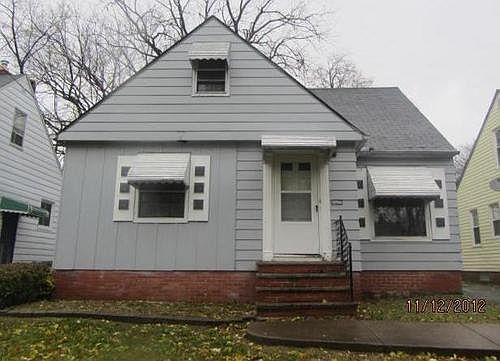 1st image of 15803 Cloverside Ave