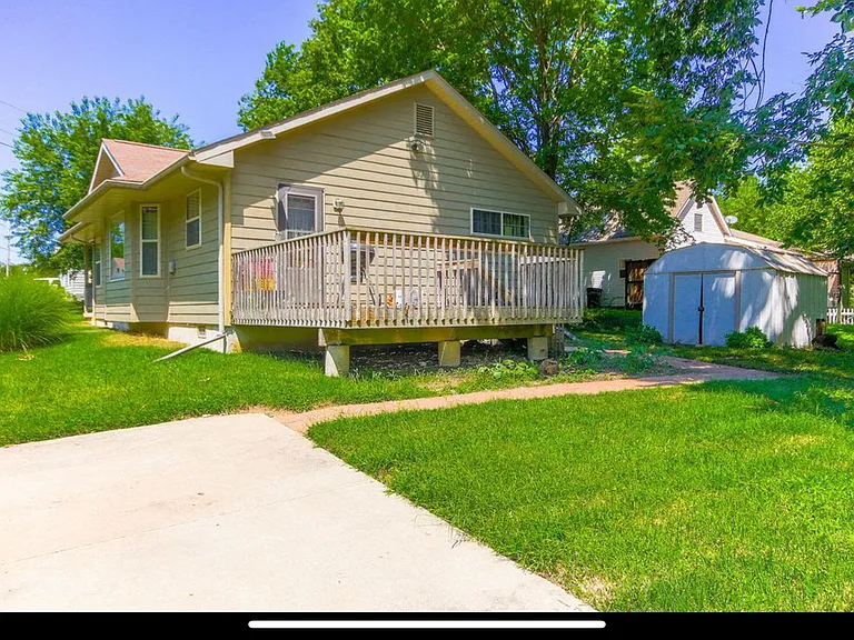 401 Hickman Ave — Photo 28