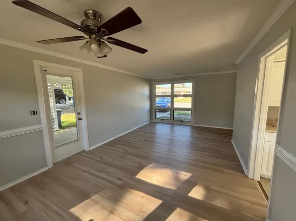 3767 Spruce Dr, Myrtle Beach, SC 29577