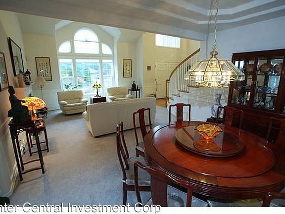 4th image of 745 NW Everwood Dr