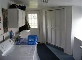 8 N Hershey Ave, Leola, PA 17540