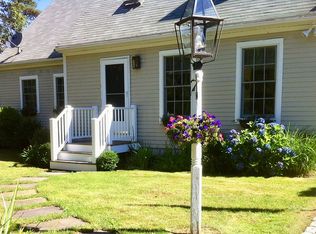 1 Meetinghouse Cir, Edgartown, MA 02539