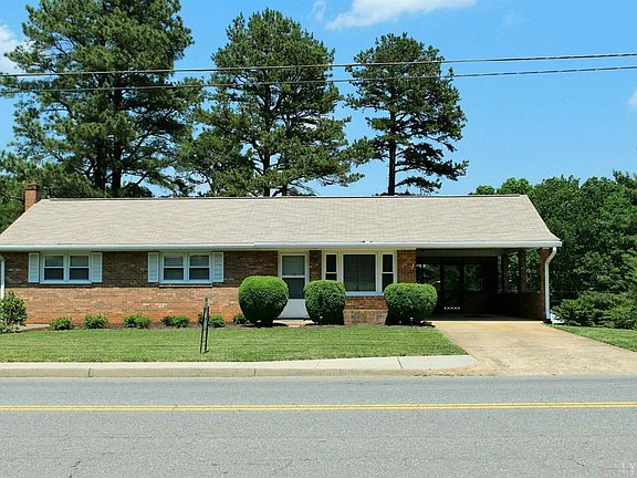 3rd image of 406 Vaden Dr