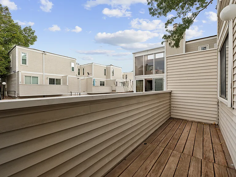1050 S Monaco Pkwy #84 — Photo 9