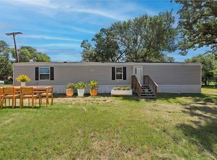 900 Post Oak St, Calvert, TX 77837