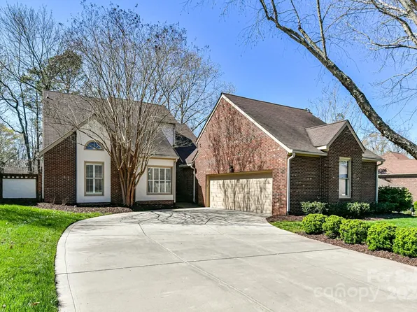 4931 Megan Ln, Charlotte, NC 28226