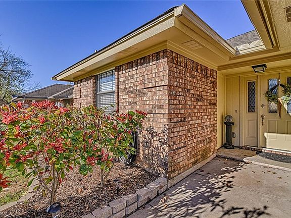 2nd image of 5806 Terra Dr