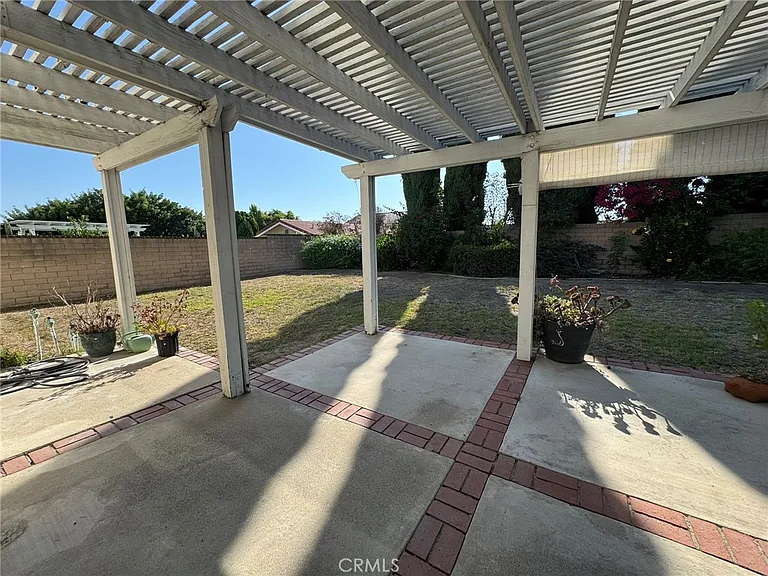 1827 Wellspring Dr — Photo 26
