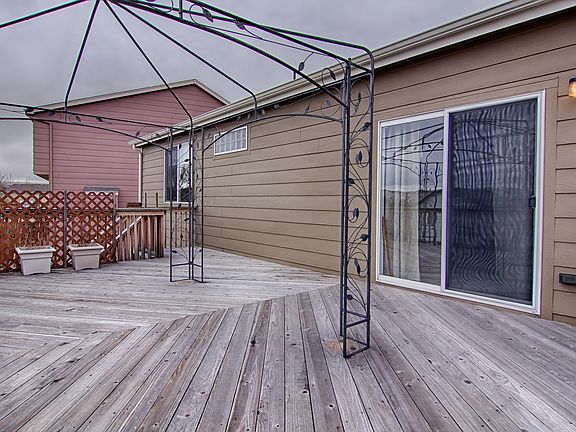 3rd image of 7094 Alcove Springs Dr