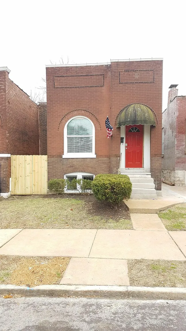 3318 Miami St photo 1