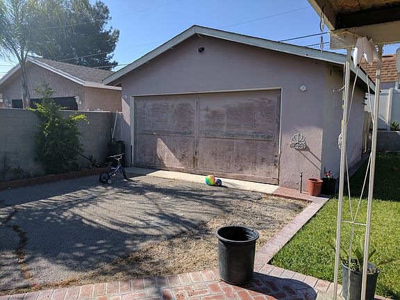 2nd image of 1120 Mesa Verde Ave