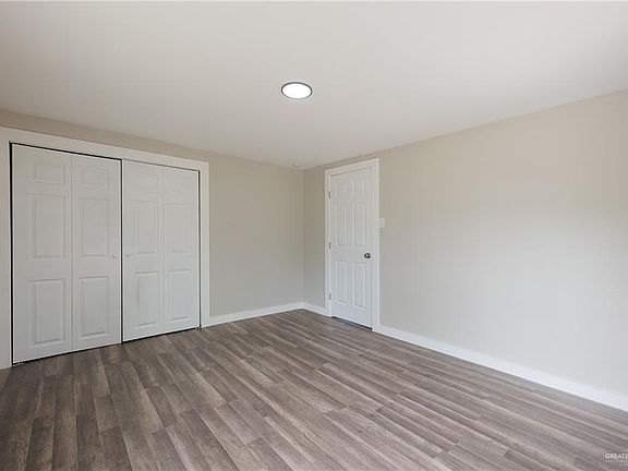 5th image of 702 N North St