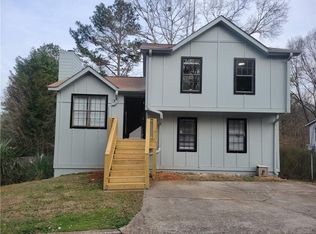 1085 Mainstreet Valley Dr, Stone Mountain, GA 30088