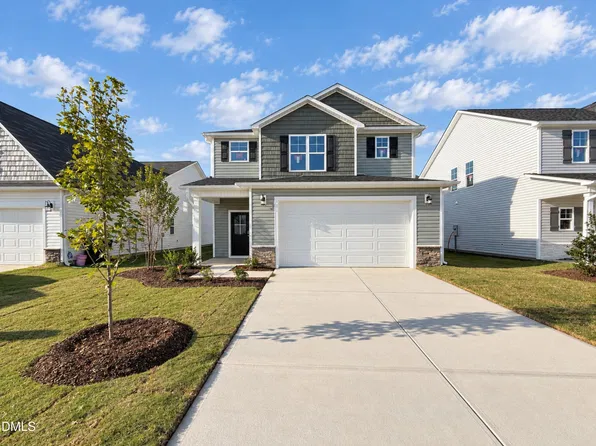 47 W Emily Gardens Dr #61, Selma, NC 27576