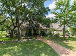 400 Bedford Dr, Spicewood, TX 78669
