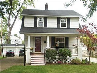 5th image of 16604 Ernadale Ave