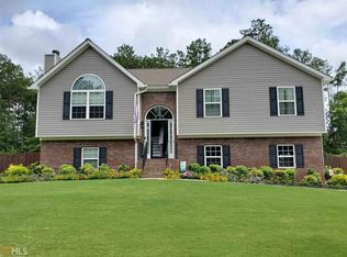 70 Silver Pine Ct, Carrollton, GA 30116