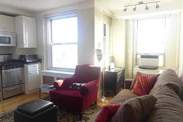 Sold by Real Direct | media 20