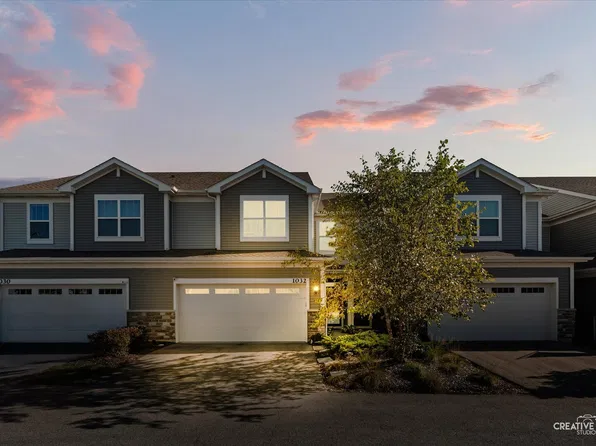 1032 Moraine Dr, South Elgin, IL 60177