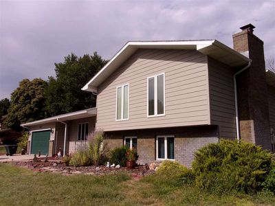 821 Sioux Ln, North Platte, NE, 69101