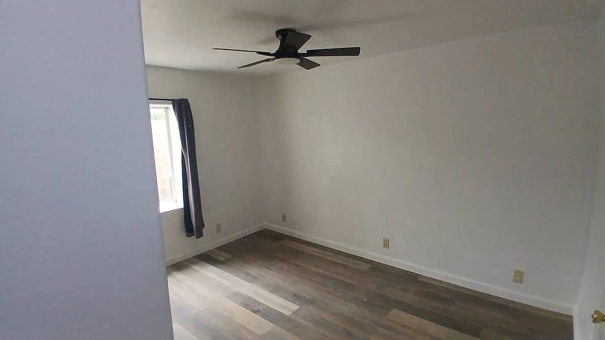 1 bed, 700 sqft, $750 — Photo 1