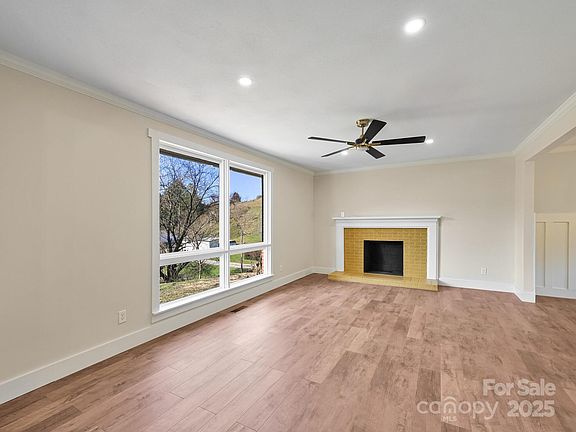 4th image of 88 Franklin Cove Dr