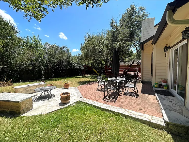 10431 Scotland Well Dr — Photo 37
