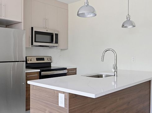2nd image of 400 Dorchester St #303