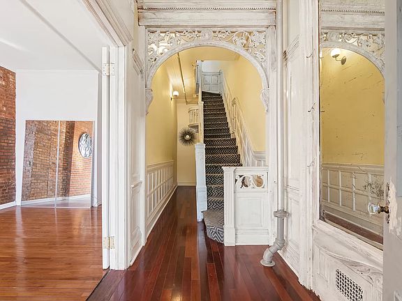 2nd image of 69 W 119th St #1