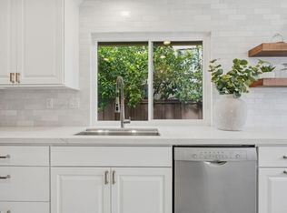 11669 Springside Rd, San Diego, CA 92128