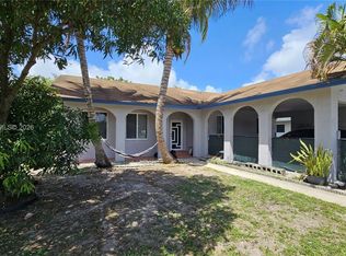 117 NW 11th Ave, Dania Beach, FL 33004