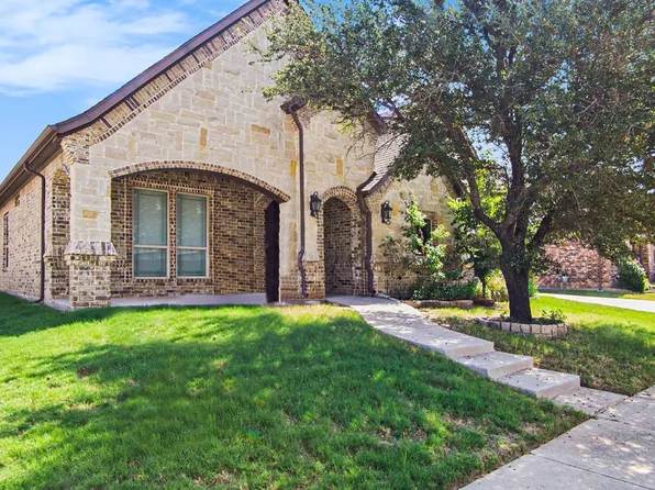 7828 Sevenoaks Dr, North Richland Hills, TX 76182