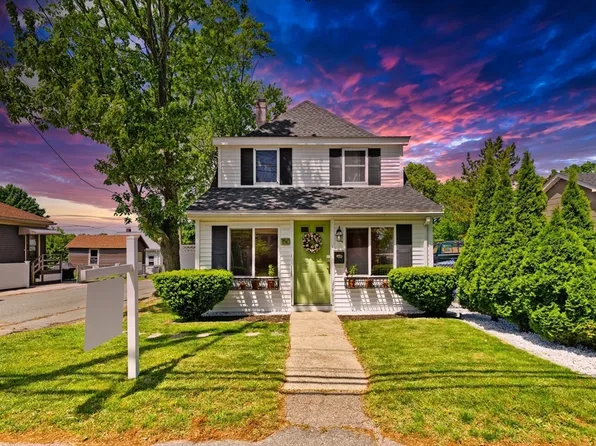 150 Palmer St, Quincy, MA 02169