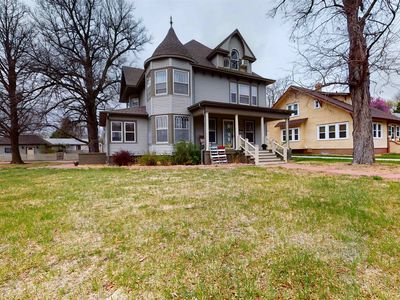 804 Grand Ave, Ravenna, NE, 68869