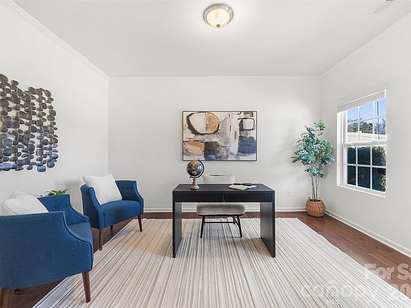 5th image of 1214 Brookcrest Ln